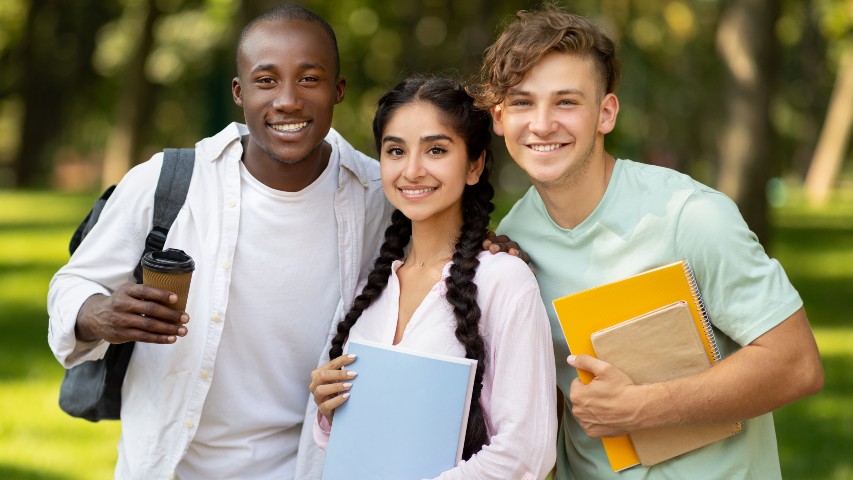 news and events near syracuse ny image of three high schoolers together for raising their credit scores from secny