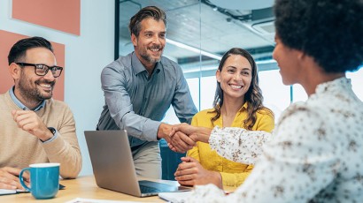 business accounts near syracuse ny panel image for accounts from secny fcu team meeting shaking hands